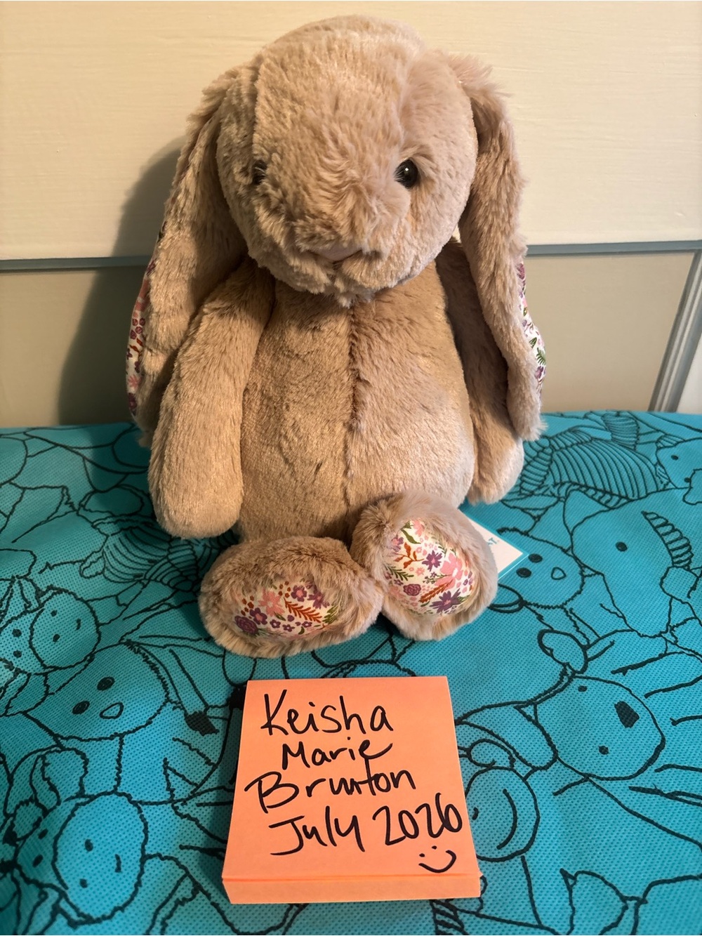 Jellycat Medium blossom beige bunny Petal